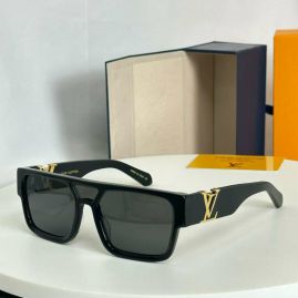 Picture of LV Sunglasses _SKUfw55796590fw